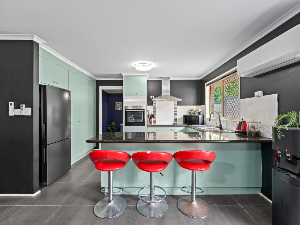 House-Raceview-QLD-R2-3824135