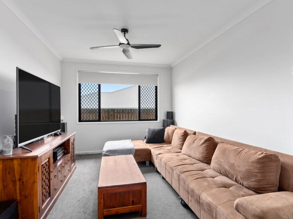 House-Deebing Heights-QLD-R2-3828413