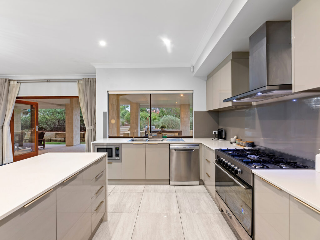 114 Aspect Way, Karalee, QLD 4306