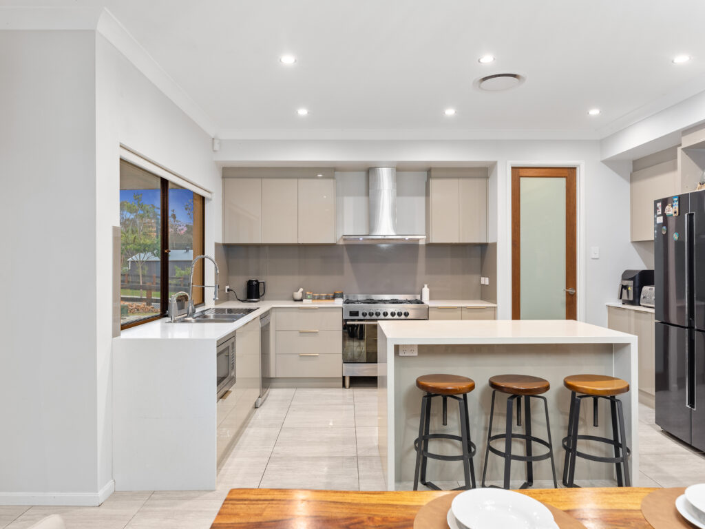 114 Aspect Way, Karalee, QLD 4306