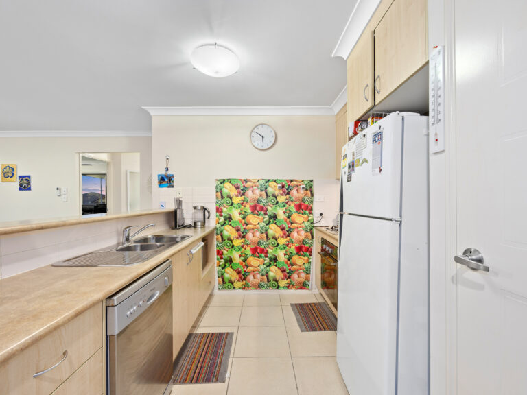 House-Raceview-QLD-R2-3837069
