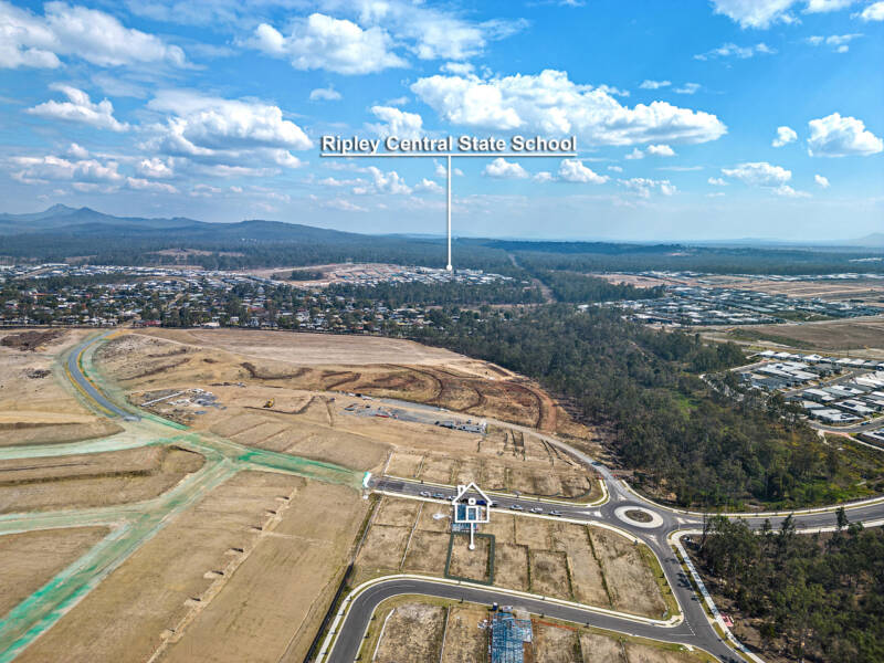 619 Dobbie Crescent, Ripley, QLD 4306 AUS