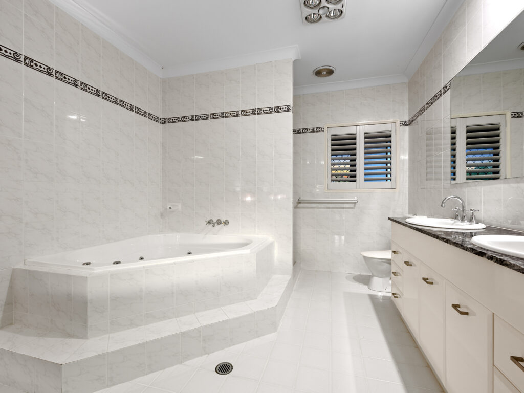 House-Karalee-QLD-R2-3843415