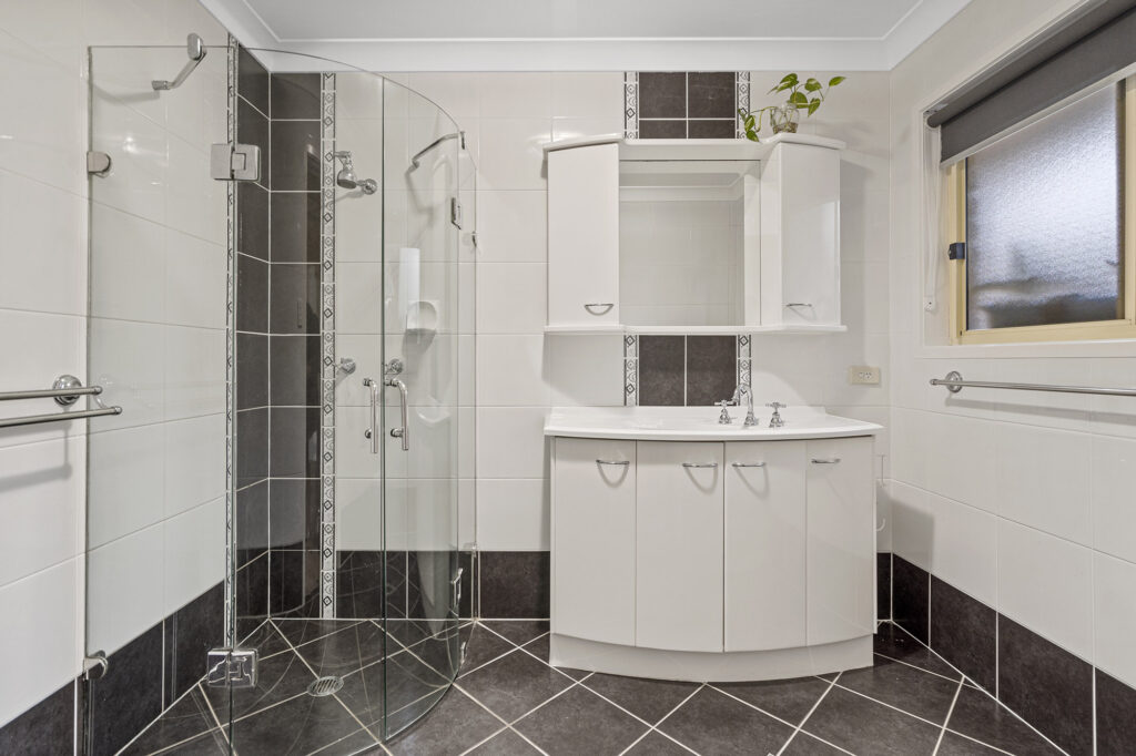 House-Greenbank-QLD-R2-3843971