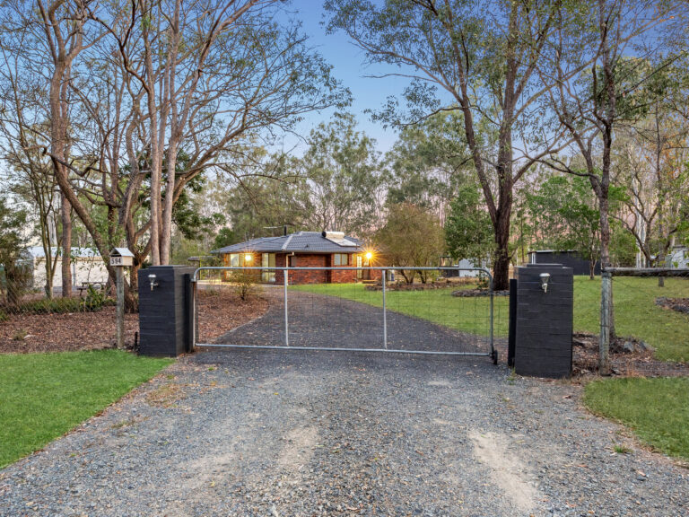 House-Barellan Point-QLD-R2-3845020