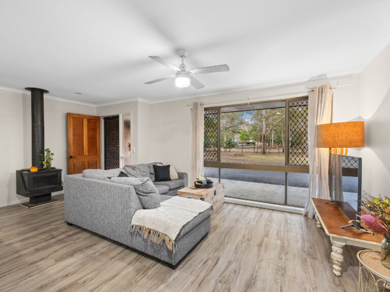 House-Barellan Point-QLD-R2-3845020