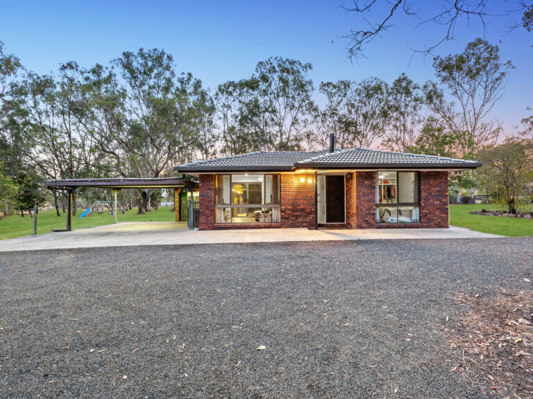 House-Barellan Point-QLD-R2-3845020
