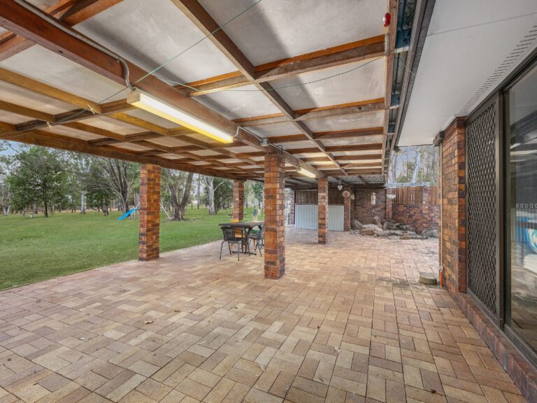House-Barellan Point-QLD-R2-3845020