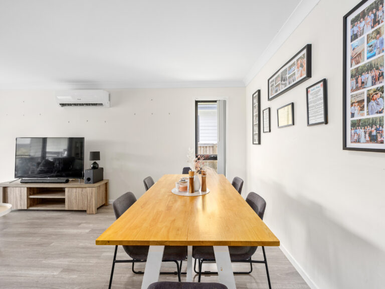House-Redbank Plains-QLD-R2-3852474