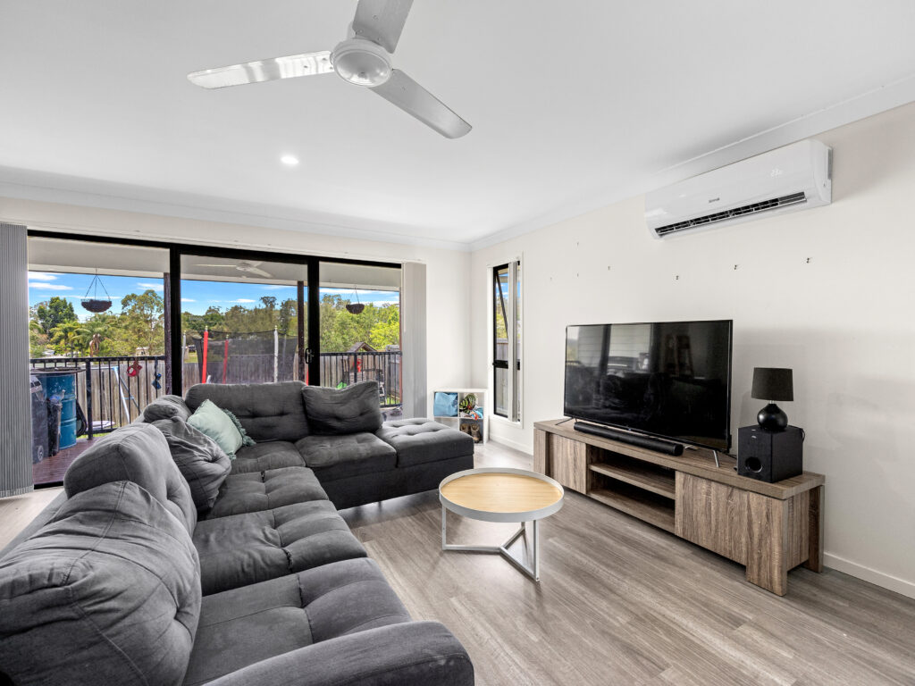 House-Redbank Plains-QLD-R2-3852474
