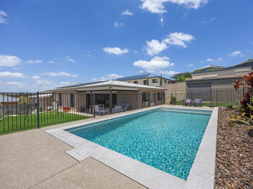 House-Deebing Heights-QLD-R2-3853228