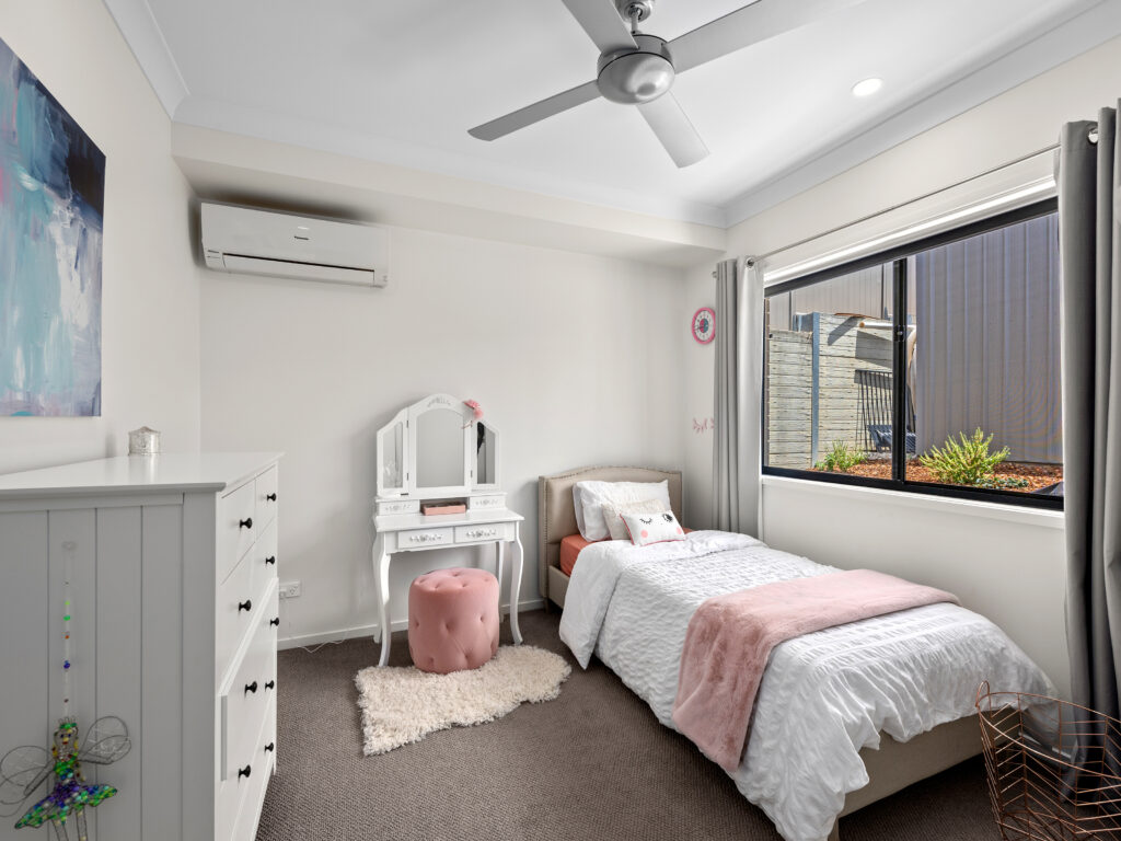 House-Deebing Heights-QLD-R2-3853228