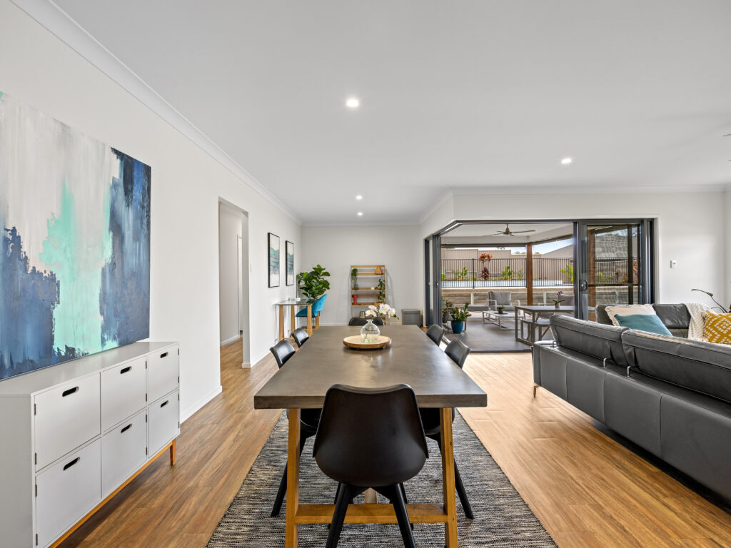 House-Deebing Heights-QLD-R2-3853228