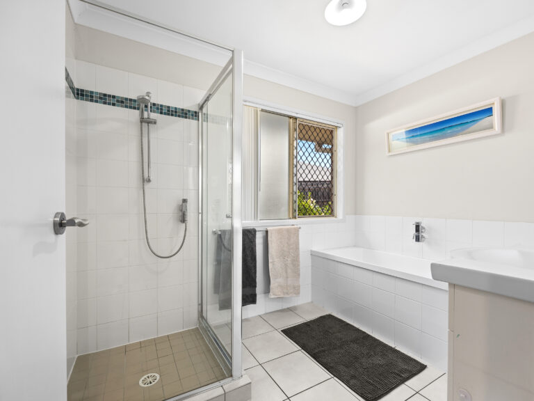 House-Yamanto-QLD-R2-3854893