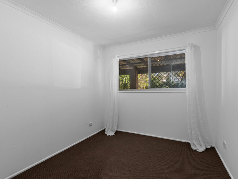 House-Redbank Plains-QLD-R2-3860928