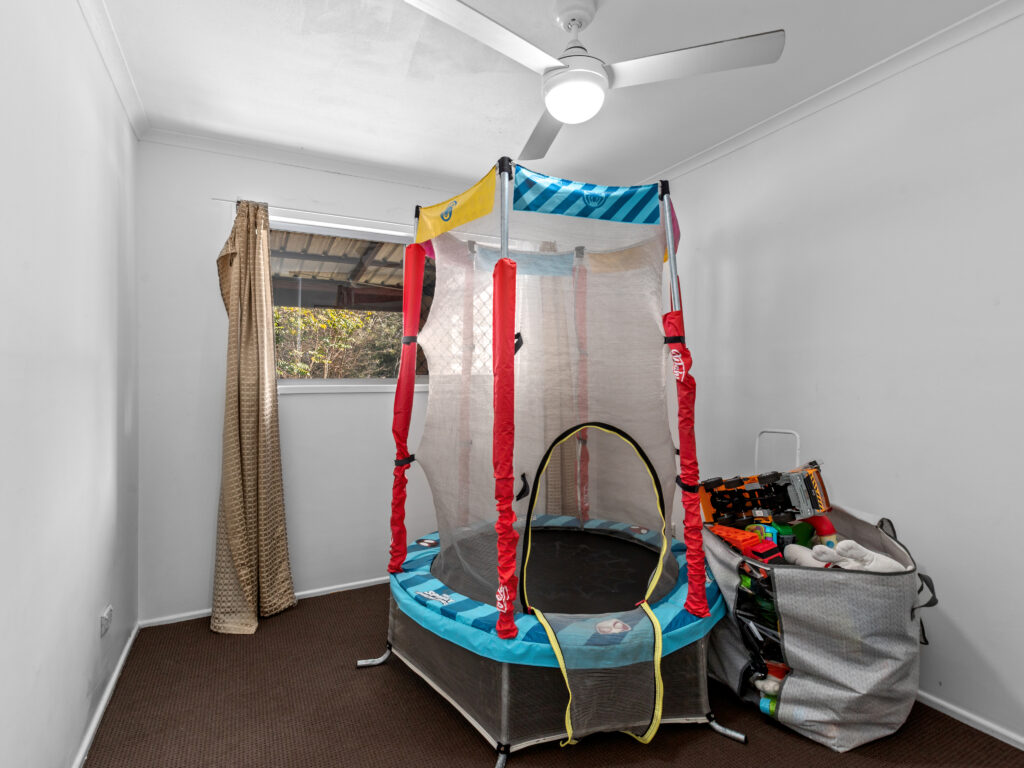 House-Redbank Plains-QLD-R2-3860928