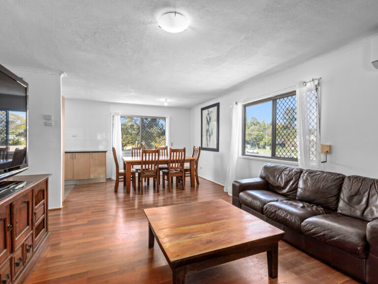 House-Redbank Plains-QLD-R2-3860928