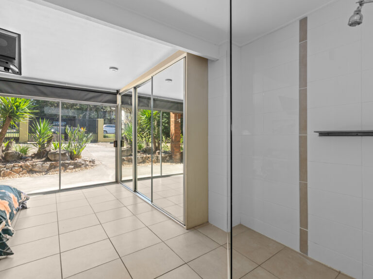 House-Redbank Plains-QLD-R2-3860928