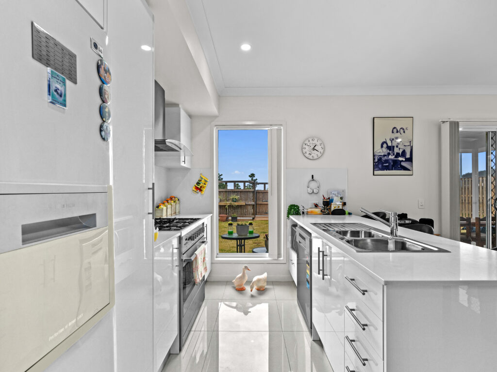 8 Ironwood Street, Redbank Plains, QLD 4301