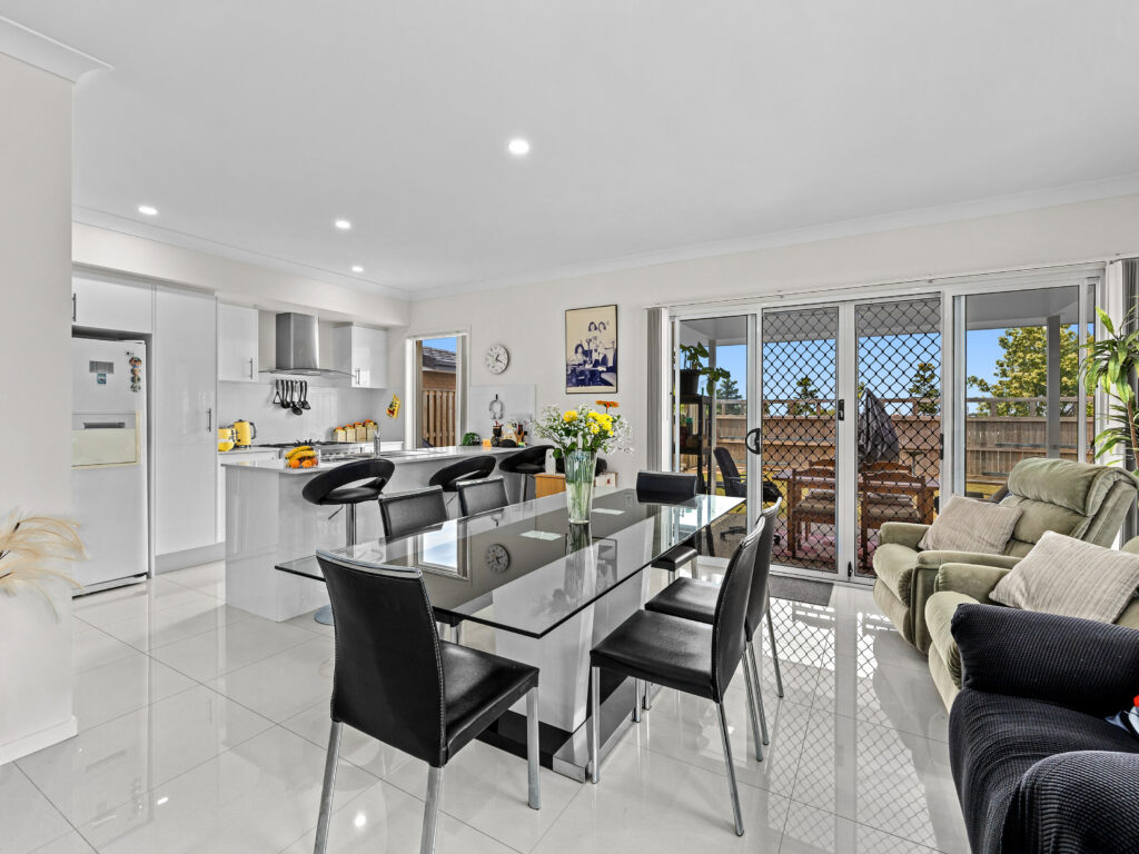 8 Ironwood Street, Redbank Plains, QLD 4301