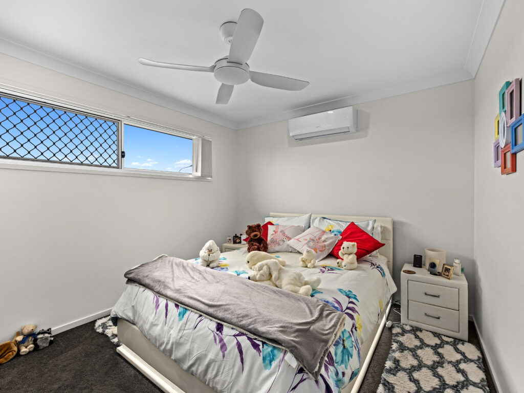 8 Ironwood Street, Redbank Plains, QLD 4301