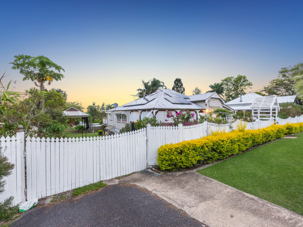 30 Cribb Street, Sadliers Crossing, QLD 4305