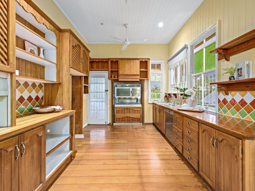 30 Cribb Street, Sadliers Crossing, QLD 4305