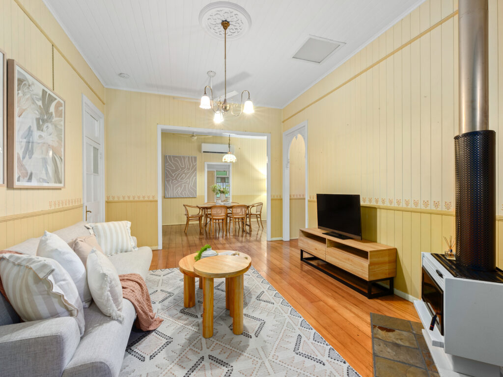 30 Cribb Street, Sadliers Crossing, QLD 4305