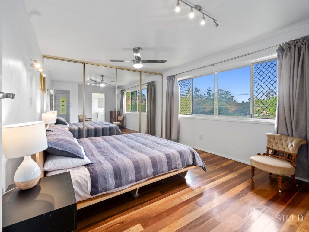House-Redbank Plains-QLD-R2-3868772