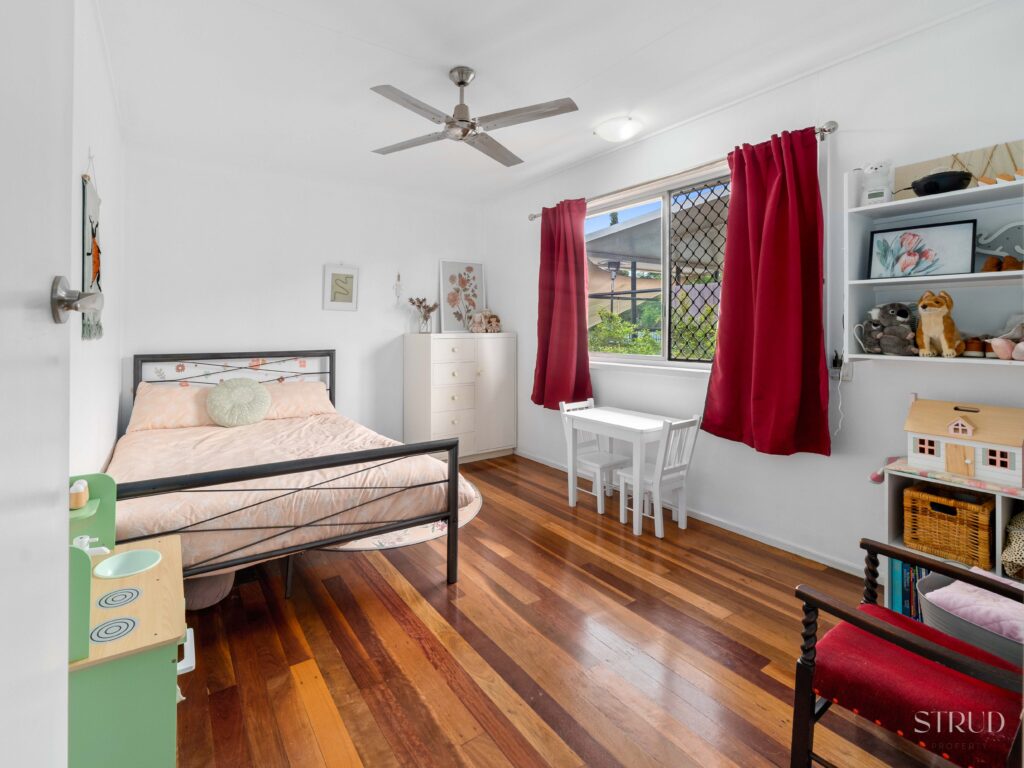 House-Redbank Plains-QLD-R2-3868772