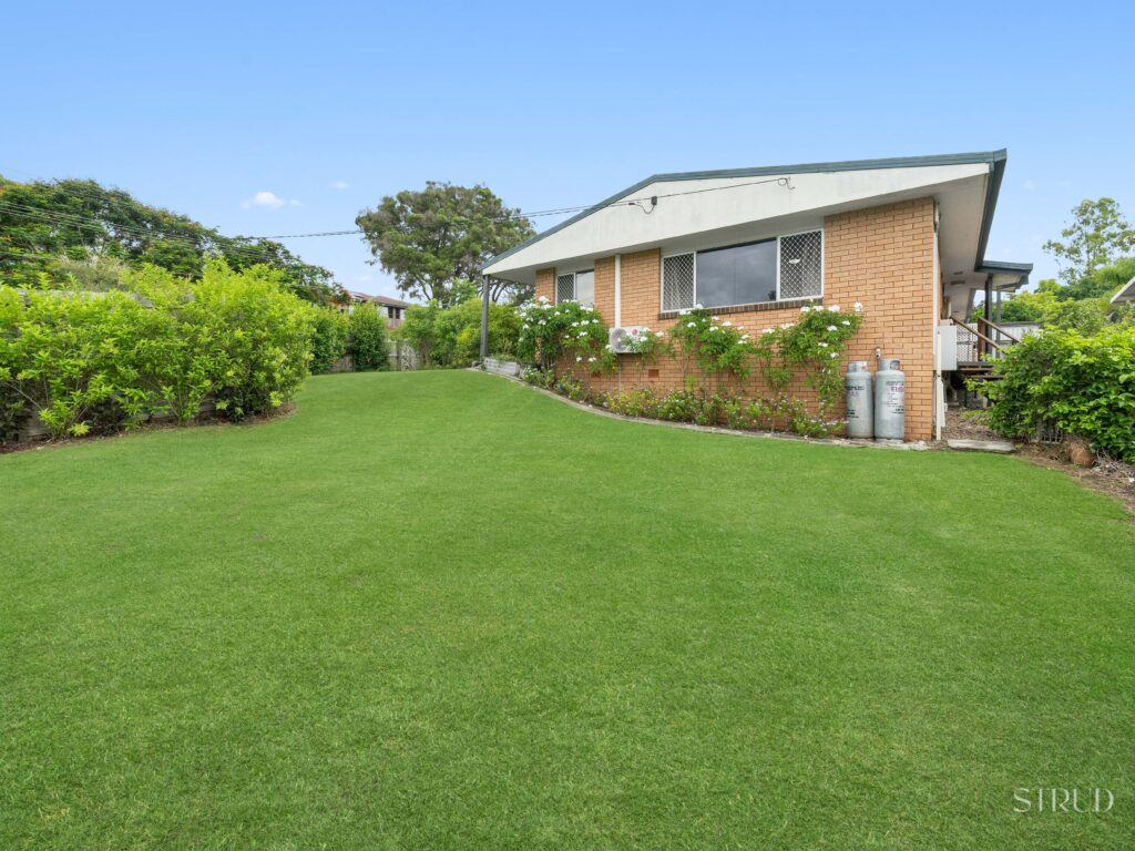 House-Redbank Plains-QLD-R2-3868772