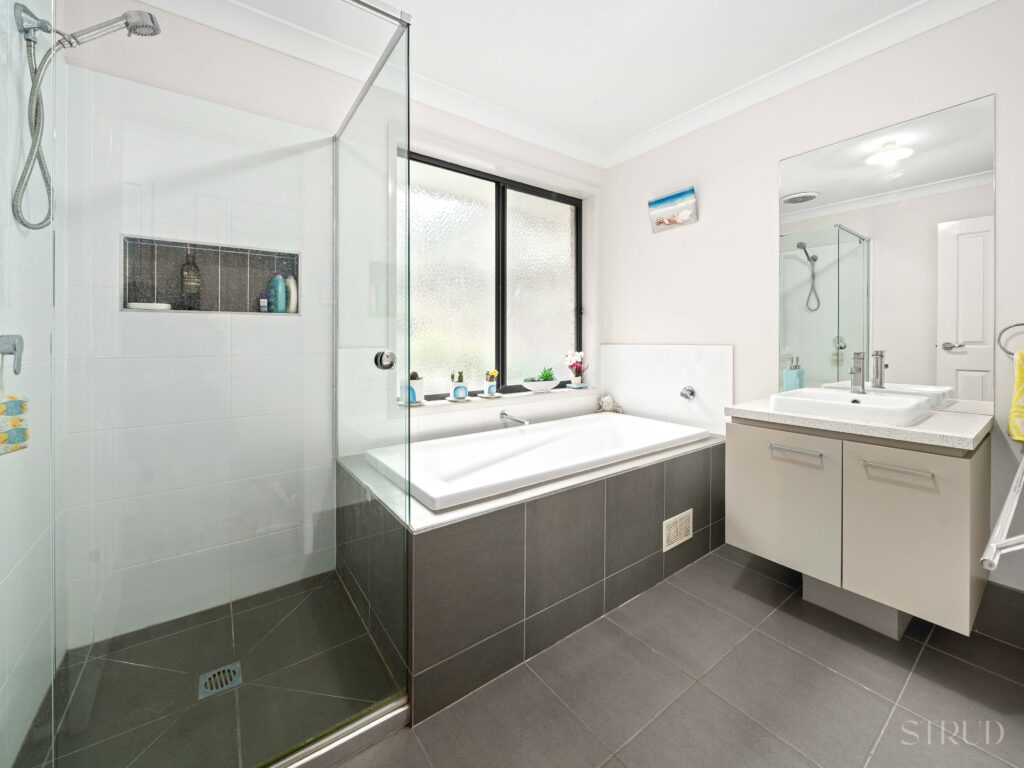 House-Karalee-QLD-R2-3872547