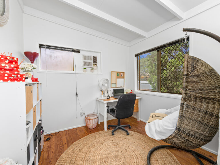 House-Raceview-QLD-R2-3875567