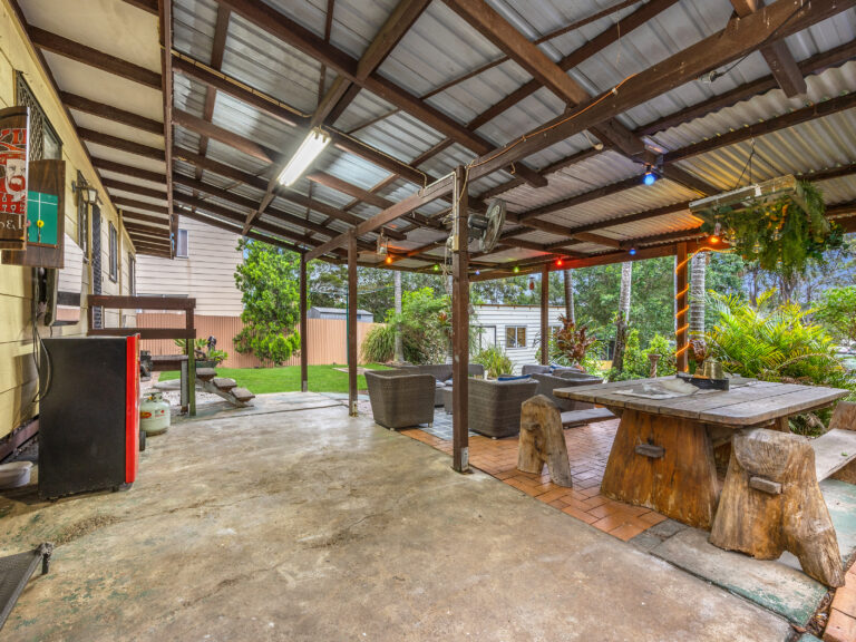 House-Raceview-QLD-R2-3875567