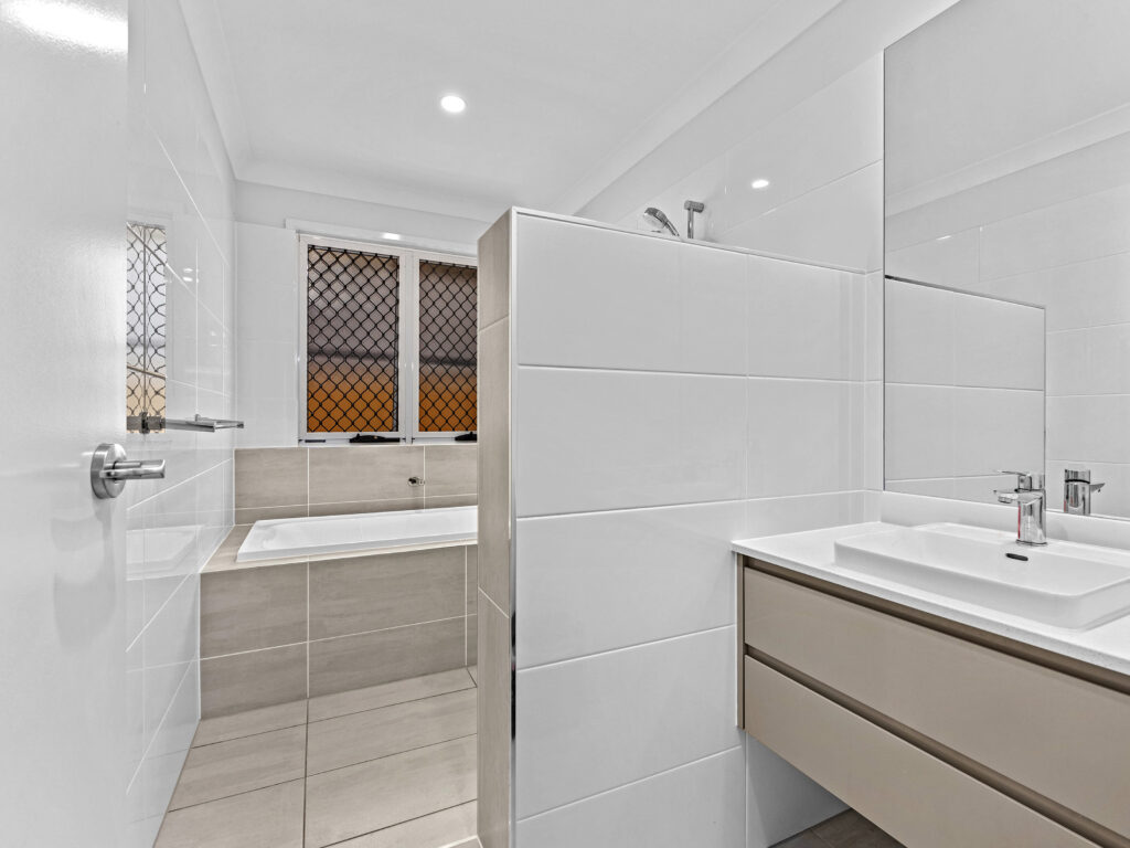 122 Andy Way, Deebing Heights, QLD 4306