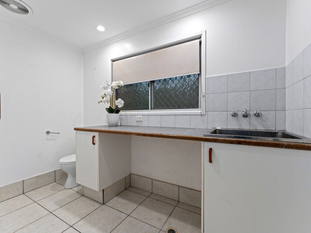 22 Powells Road, Yamanto, QLD 4305
