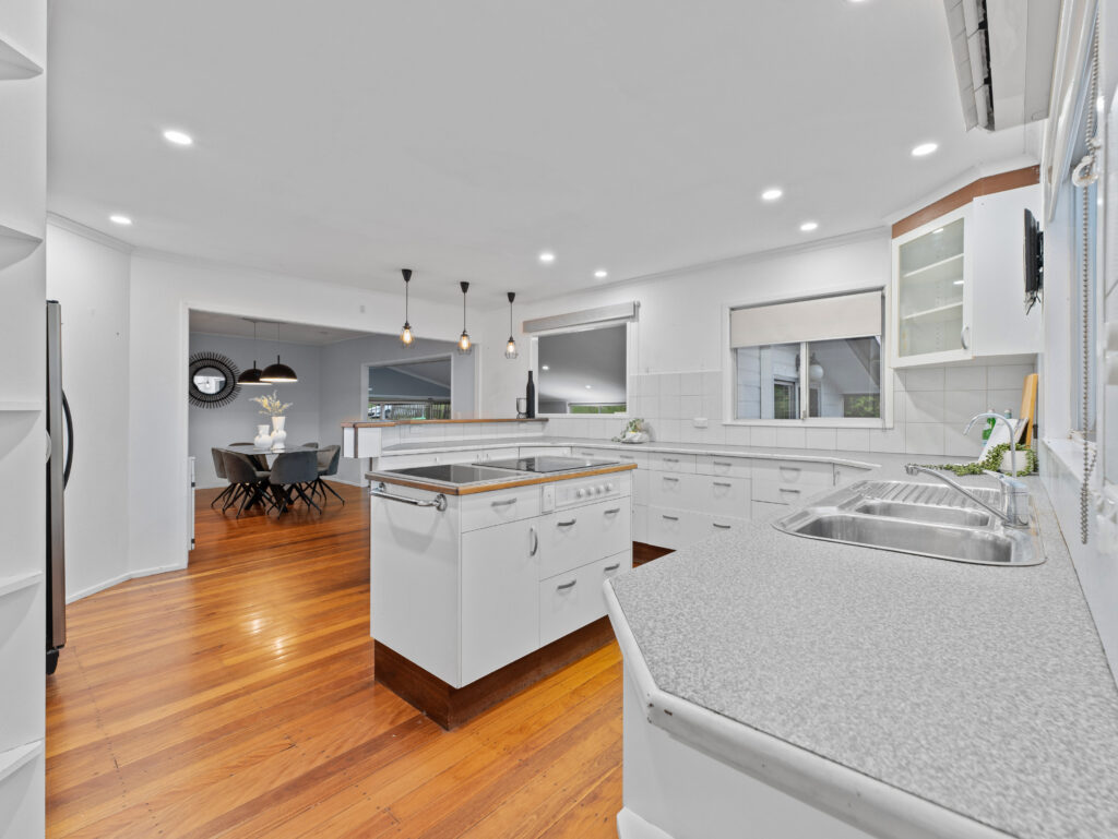 22 Powells Road, Yamanto, QLD 4305