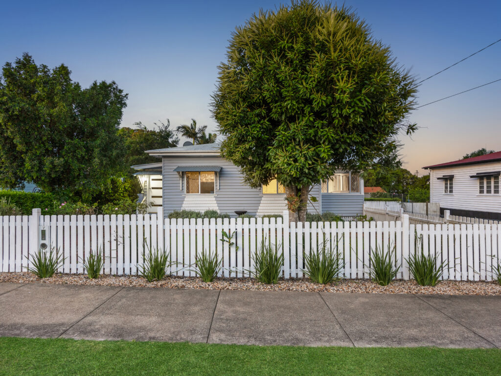 House-Raceview-QLD-R2-3884950