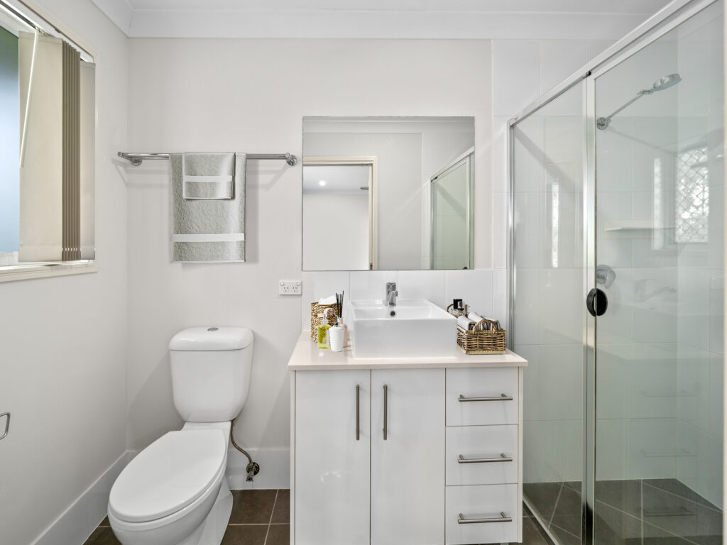 House-Deebing Heights-QLD-R2-3895172