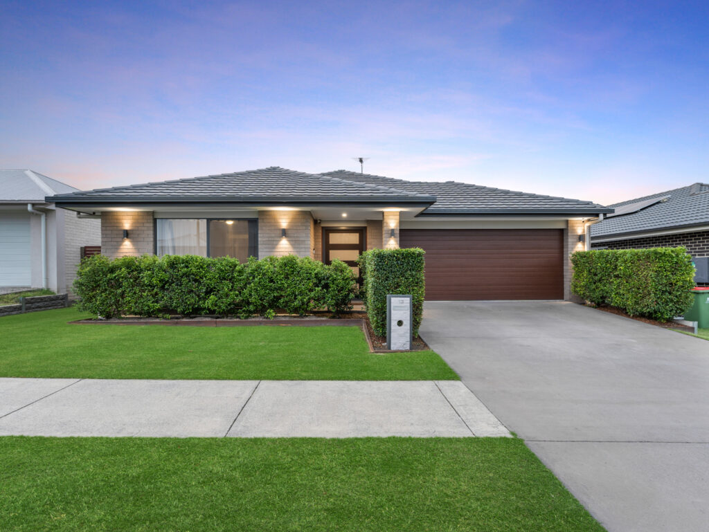 13 Pioneer Street, Redbank Plains, QLD 4301