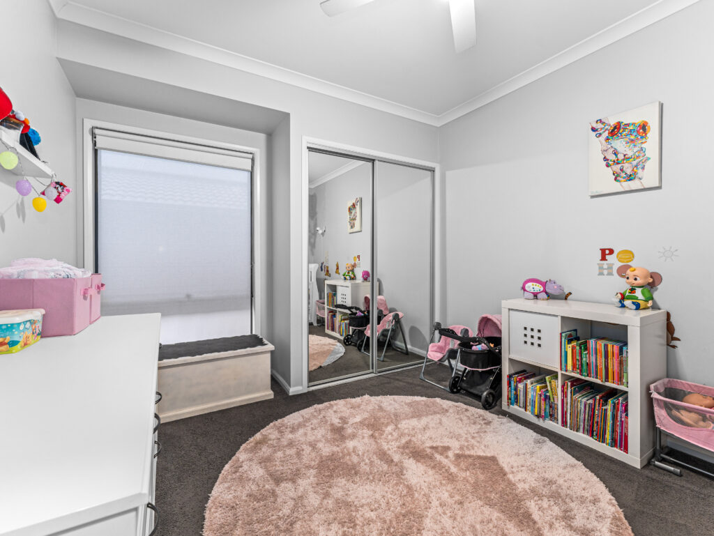 13 Pioneer Street, Redbank Plains, QLD 4301