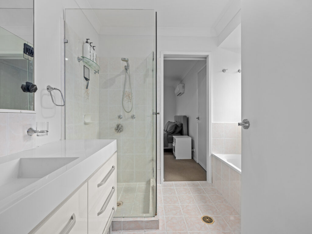 House-Springfield-QLD-R2-3897345