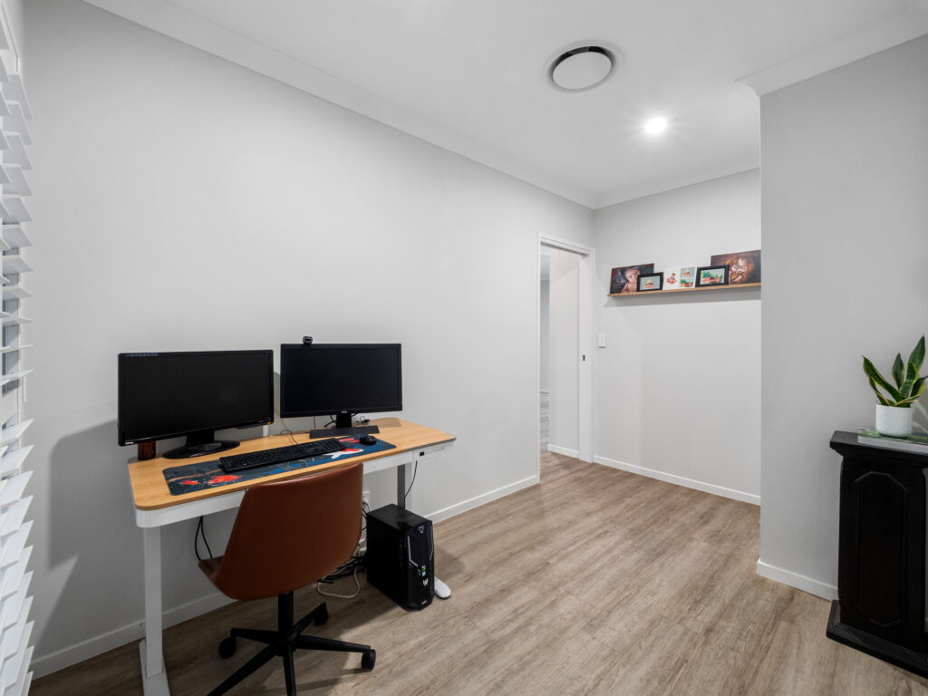 3/30 Botanic Crescent, Brookwater, QLD 4300