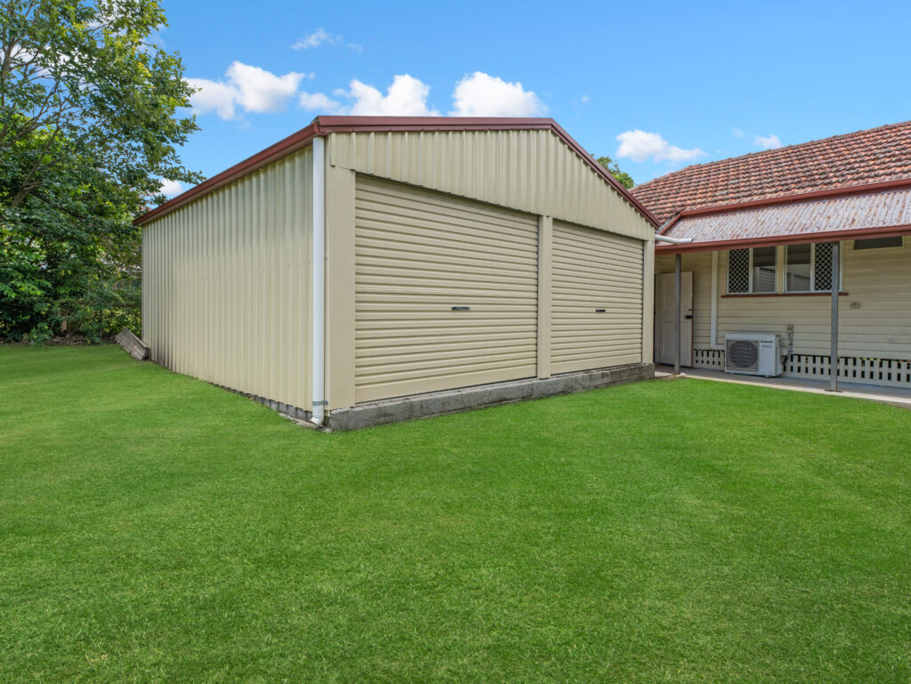 31 Crown Street, Silkstone, QLD 4304