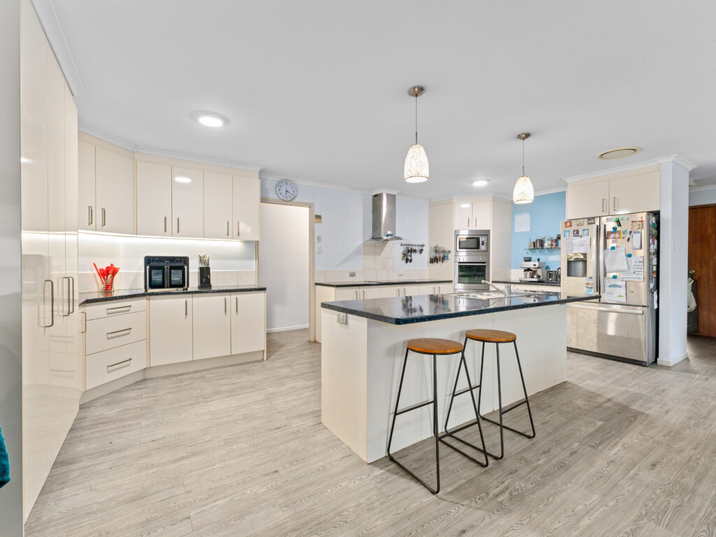 62-64 Tall Timber Road, New Beith, QLD 4124