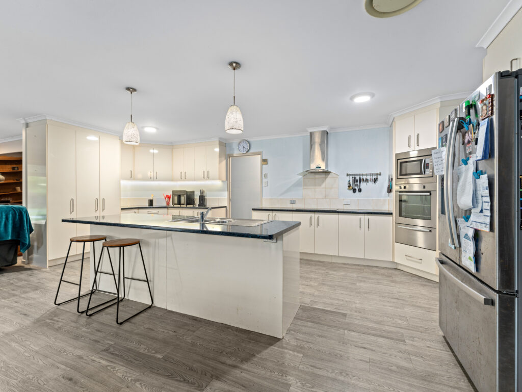 62-64 Tall Timber Road, New Beith, QLD 4124