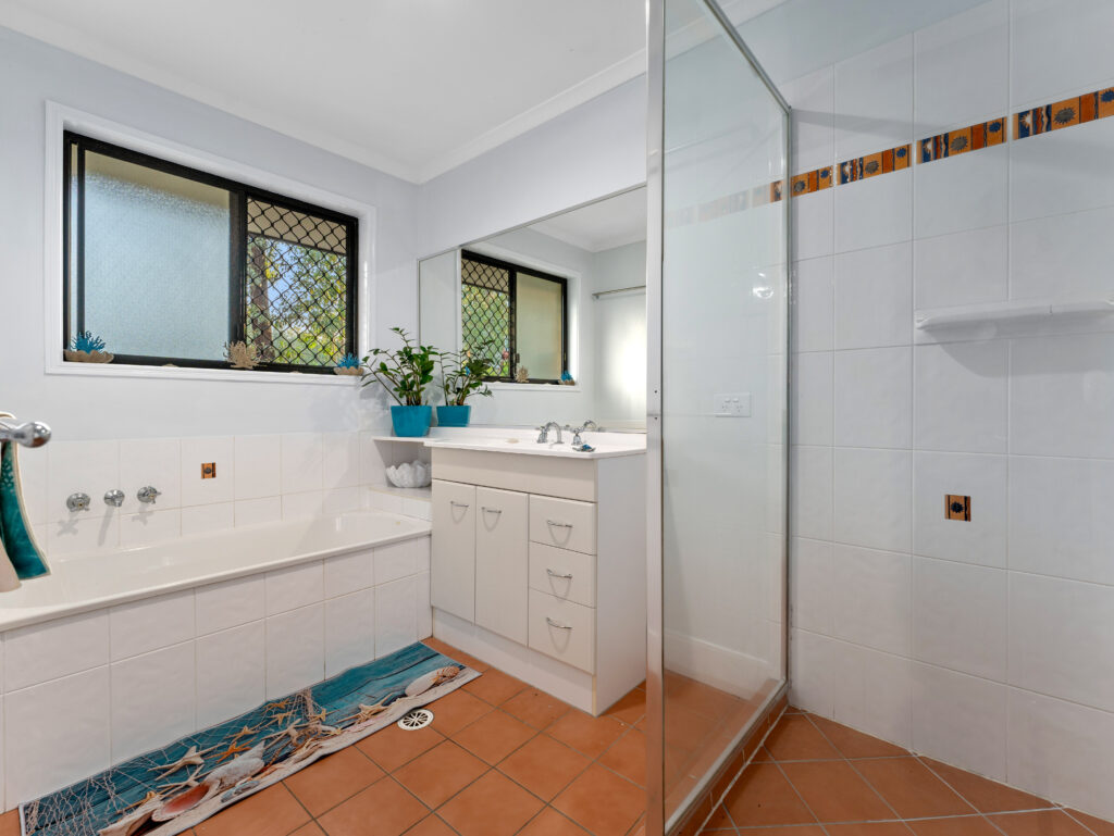 62-64 Tall Timber Road, New Beith, QLD 4124