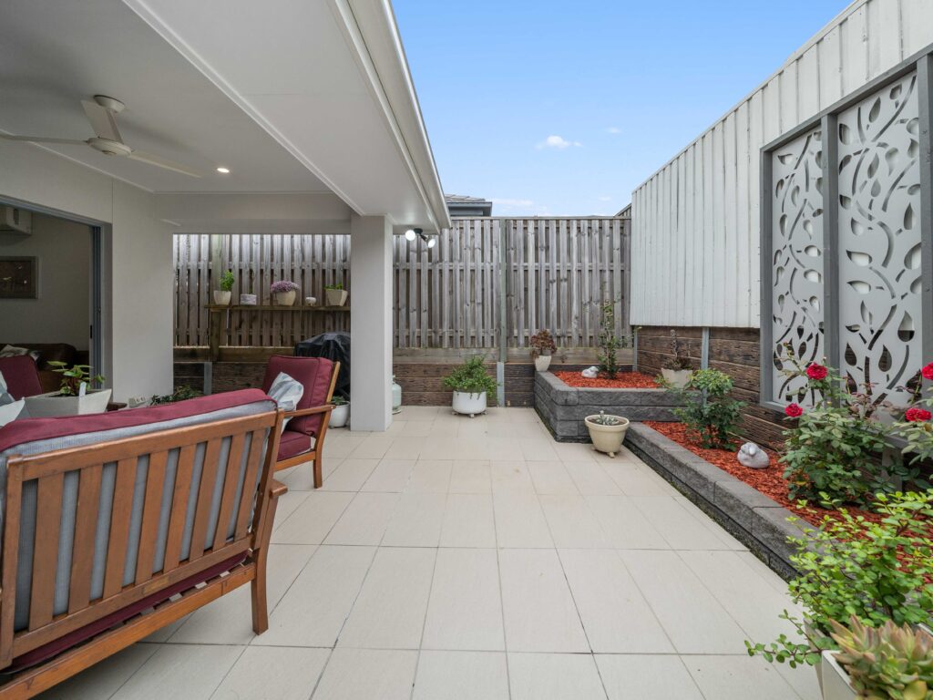 24 Jaffray Street, Bellbird Park, QLD 4300