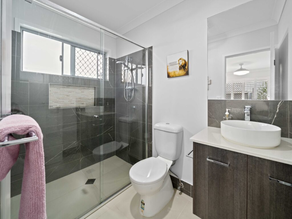 24 Jaffray Street, Bellbird Park, QLD 4300