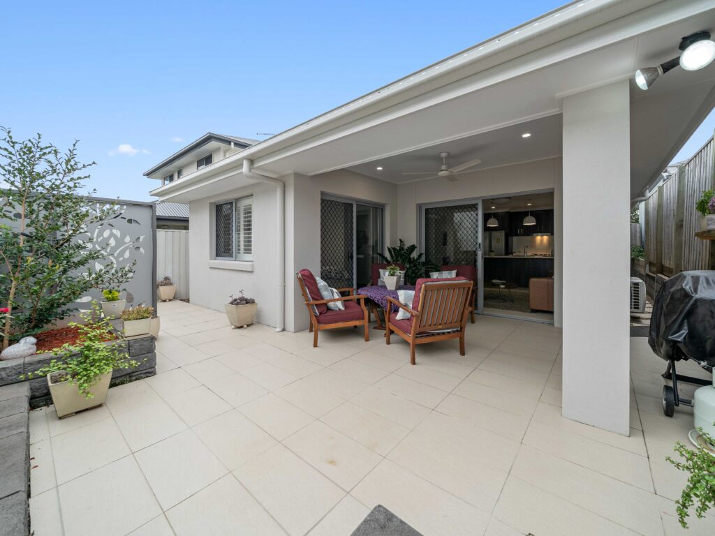 24 Jaffray Street, Bellbird Park, QLD 4300